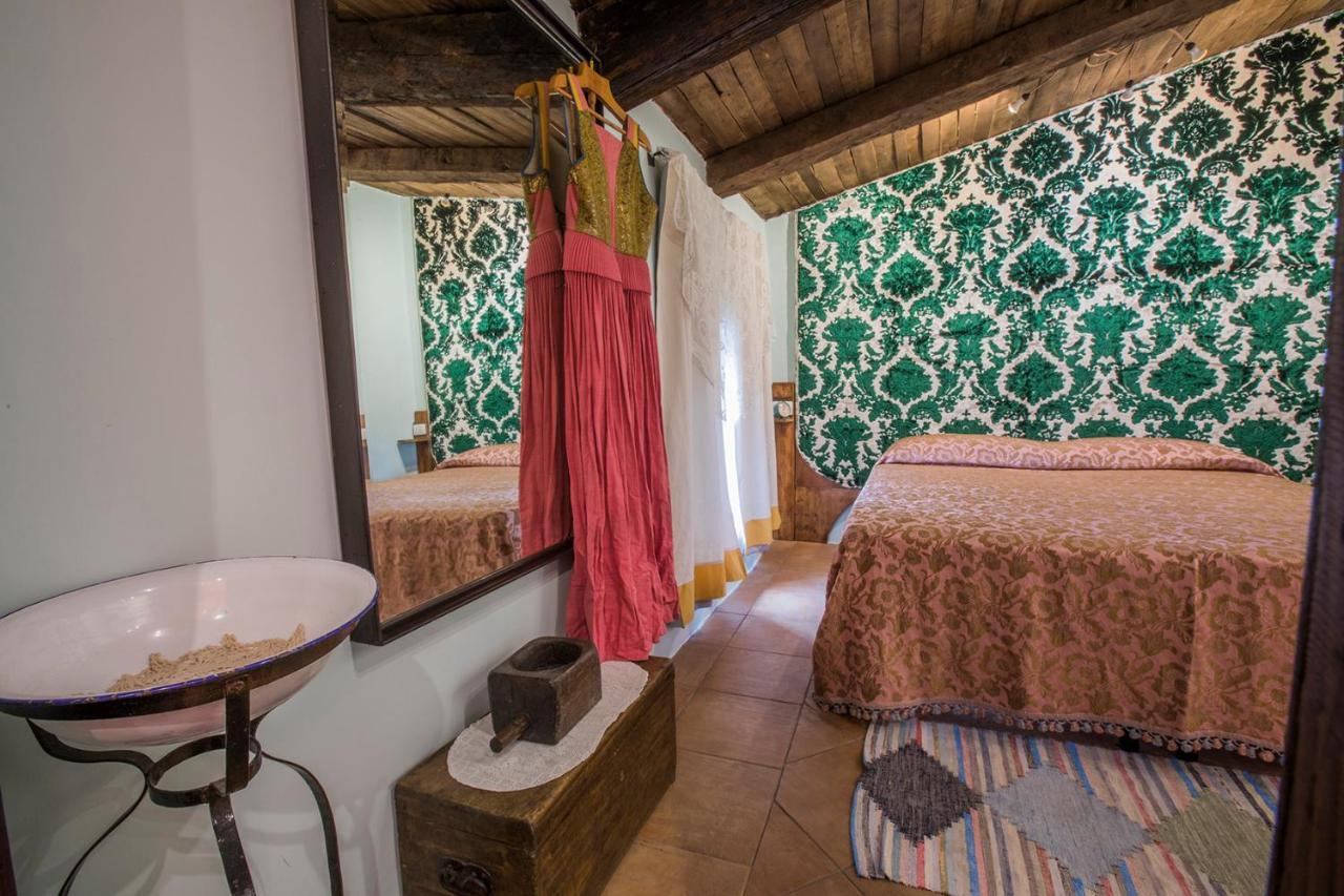 Il Nibbio - Soffitta Delle Ginestre Appartement Morano Calabro Buitenkant foto