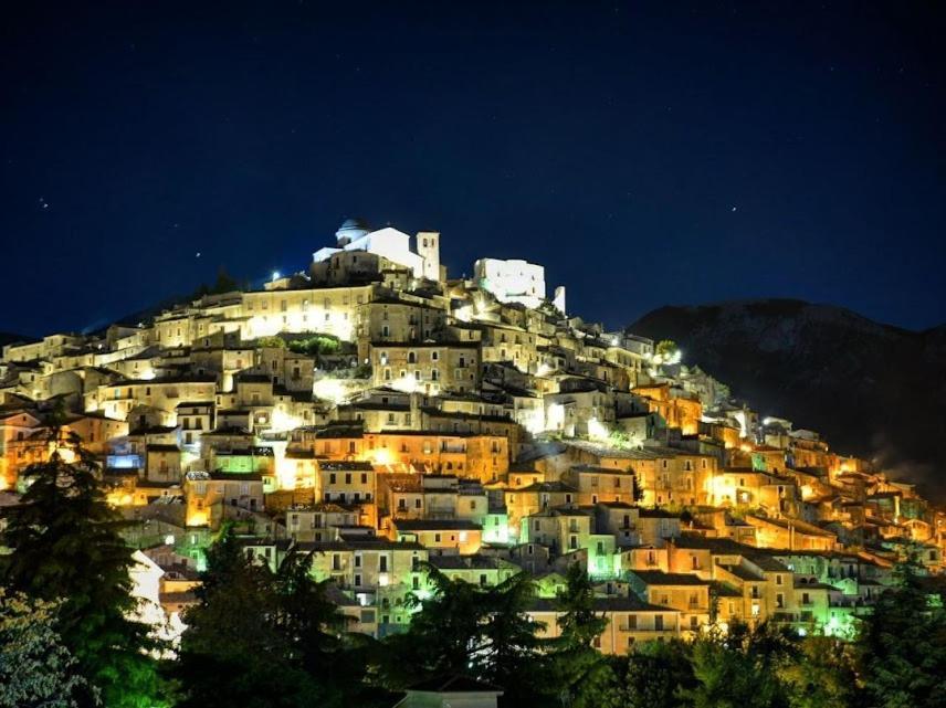 Il Nibbio - Soffitta Delle Ginestre Appartement Morano Calabro Buitenkant foto