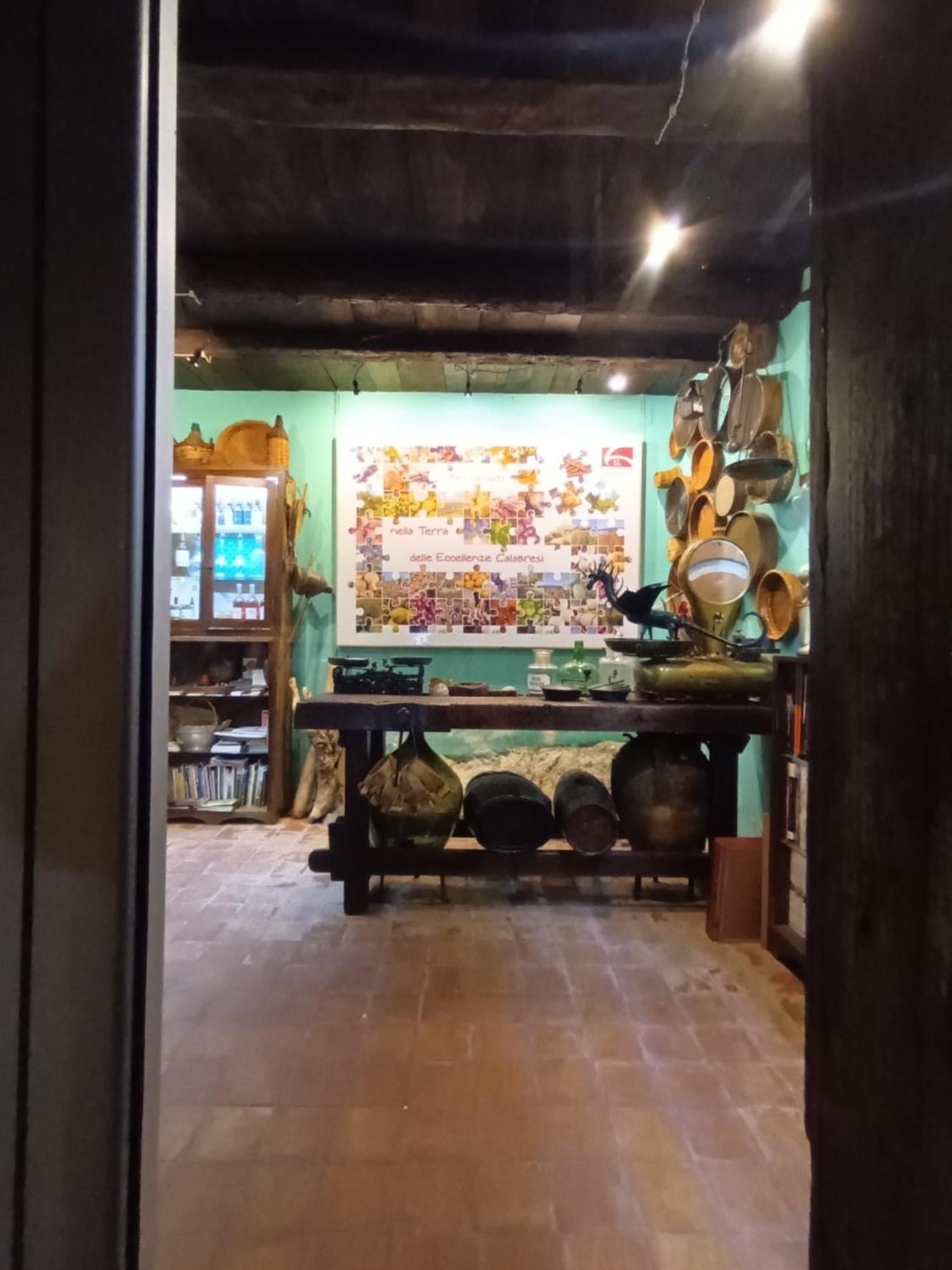 Il Nibbio - Soffitta Delle Ginestre Appartement Morano Calabro Buitenkant foto